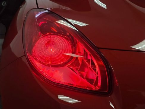 Used 2009 Pontiac Solstice GXP w/ Club Sport Package RWD image 62
