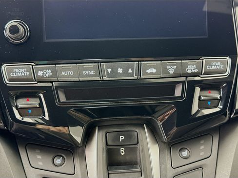 Used 2023 Honda Odyssey EX image 17