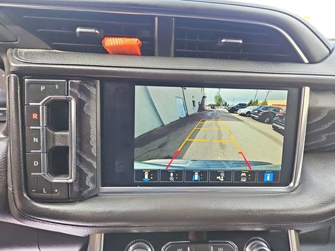 Used 2023 GMC Yukon Denali AWD/4WD image 19