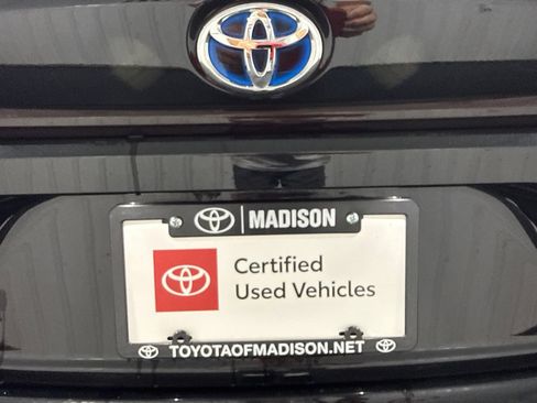 Used 2024 Toyota Corolla LE FWD image 37