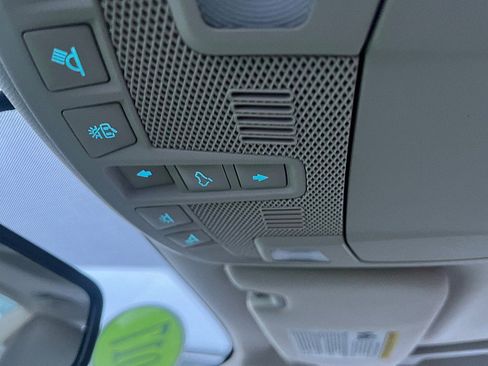 Used 2017 Ford Fusion SE image 31