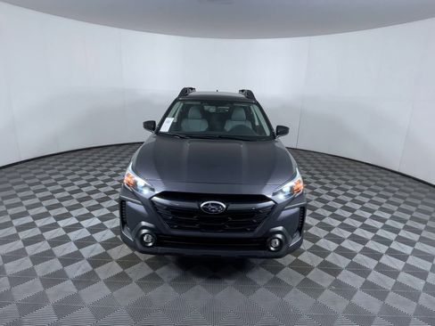 Certified 2025 Subaru Outback Premium w/ Popular Package #1A image 3