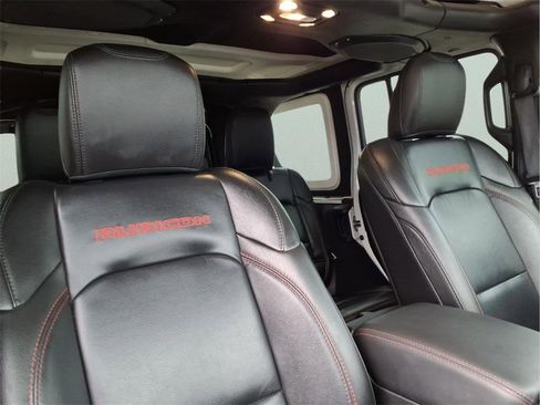 Used 2021 Jeep Wrangler Unlimited Rubicon image 19