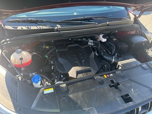 Used 2023 Kia Carnival LX image 22