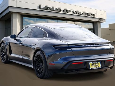 Used 2020 Porsche Taycan 4S w/ Premium Package AWD/4WD image 2
