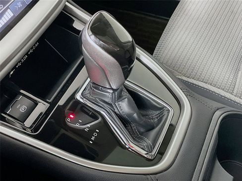 Certified 2025 Subaru Outback Premium image 22