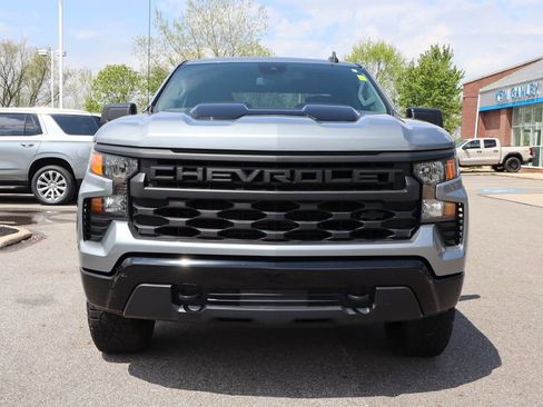 Used 2024 Chevrolet Silverado 1500 Custom Trail Boss AWD/4WD image 7