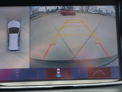 Used 2019 Buick Envision Premium w/ Driver Confidence Package image 17