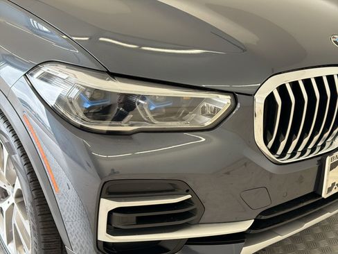 Used 2022 BMW X5 xDrive40i w/ Executive Package AWD/4WD image 11
