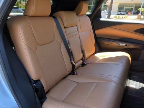 Used 2025 Lexus RX 350 w/ Convenience Package AWD/4WD image 29