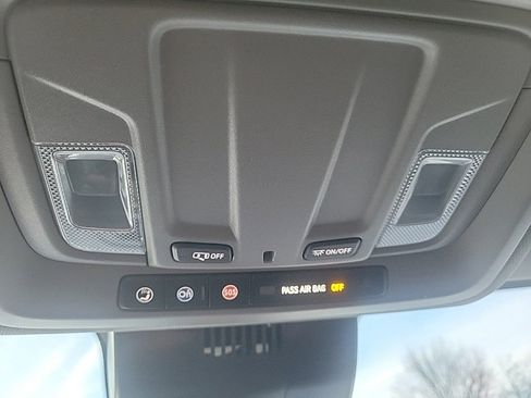 Used 2024 Chevrolet Silverado 2500 LT w/ Convenience Package image 21