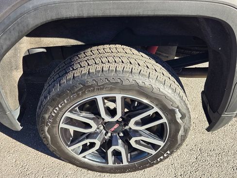 Used 2021 GMC Sierra 1500 AT4 AWD/4WD image 13
