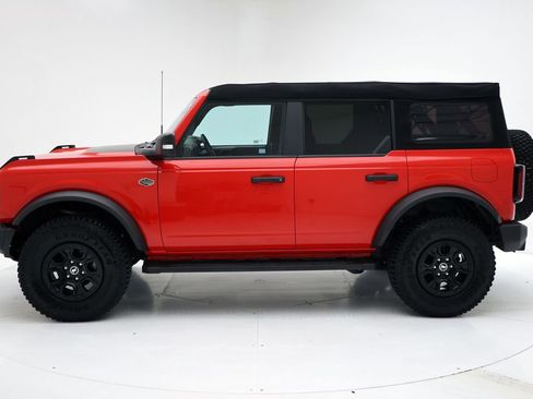 Used 2023 Ford Bronco Wildtrak AWD/4WD image 7