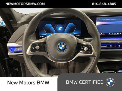 Used 2023 BMW i7 xDrive60 AWD/4WD image 12
