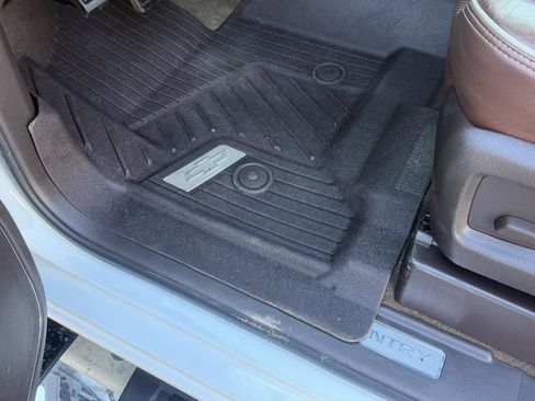 Used 2016 Chevrolet Silverado 3500 High Country w/ Duramax Plus Package image 15