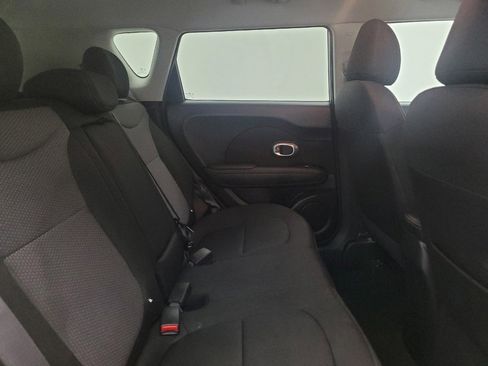 Used 2019 Kia Soul + image 19