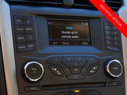 Used 2015 Ford Fusion SE image 21