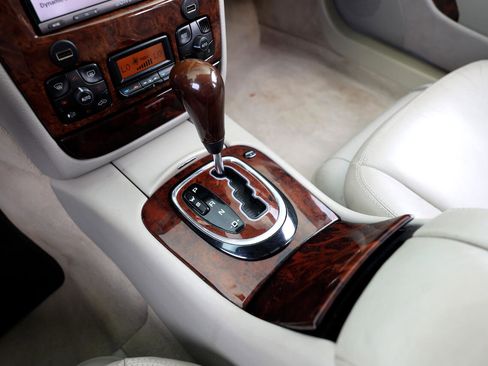Used 2001 Mercedes-Benz S 500 image 36