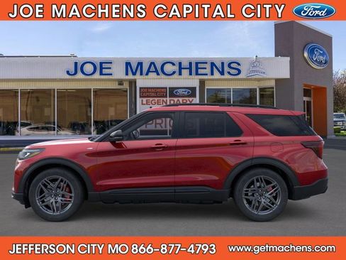 New 2026 Ford Explorer ST-Line w/ ST-Line Street Pack image 5
