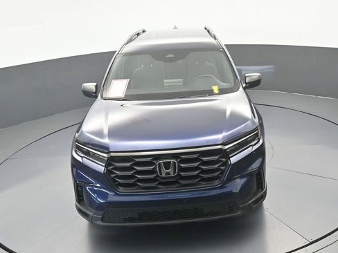 Used 2025 Honda Pilot Sport image 68