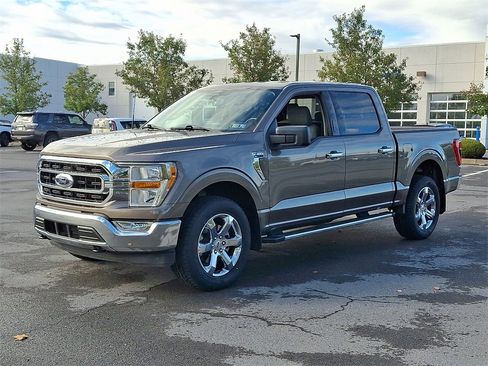 Used 2022 Ford F150 XLT w/ Equipment Group 301A Mid image 3