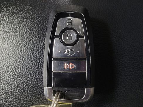 Used 2018 Ford Fusion S image 32