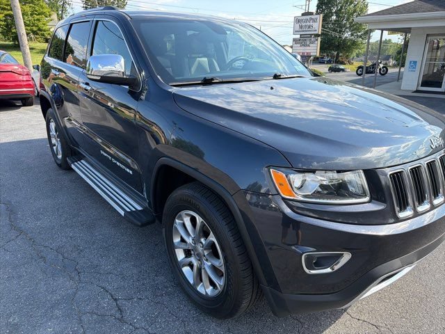 Used 2015 Jeep Grand Cherokee Limited w/ Trailer Tow Group IV AWD/4WD image 5