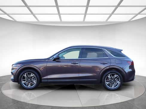 Used 2022 Genesis GV70 2.5T w/ Select Package image 5