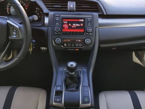 Used 2018 Honda Civic Sport image 19