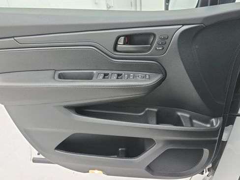 Certified 2024 Honda Odyssey Sport image 28