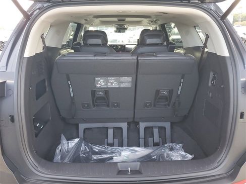 New 2026 Kia Carnival SX Prestige image 32