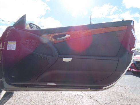 Used 2003 Mercedes-Benz SL 500 image 32