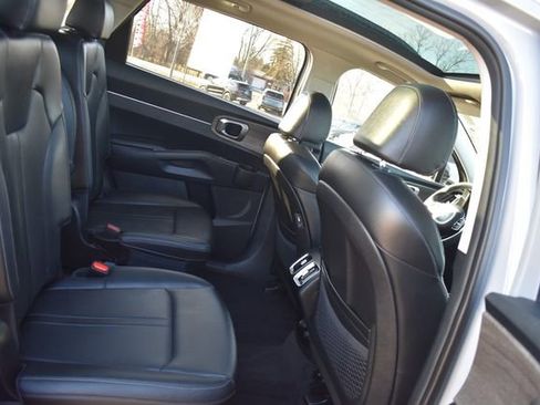 Certified 2023 Kia Sorento X-Line EX image 17