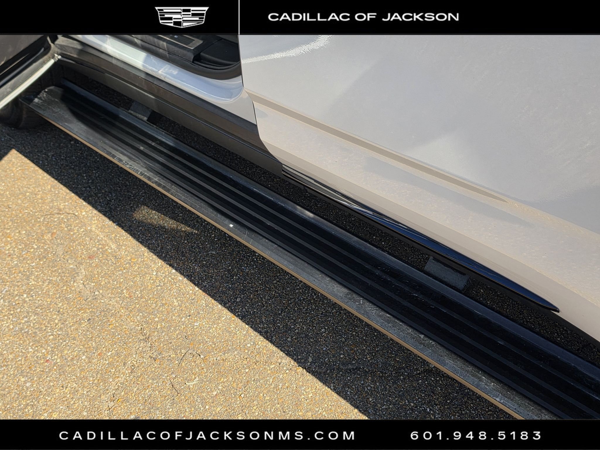 Used 2025 Cadillac Escalade Sport Platinum w/ LPO, Floor Liner Package AWD/4WD image 27
