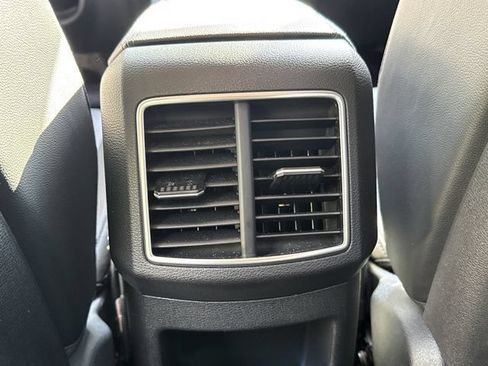 Used 2026 Kia Sportage EX FWD image 17