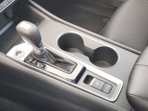 Certified 2022 Nissan Altima 2.5 SV image 17