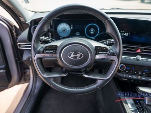 Used 2024 Hyundai Elantra Limited FWD image 12