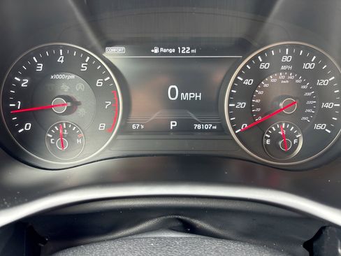 Used 2018 Kia Stinger Premium RWD image 10