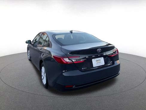 Used 2025 Toyota Camry LE image 11