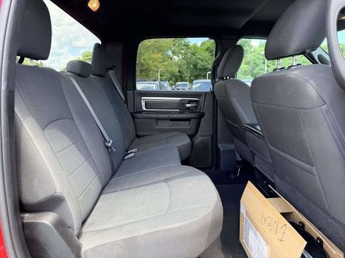 Used 2024 RAM 1500 Warlock AWD/4WD image 11