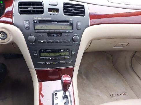 Used 2002 Lexus ES 330 image 6
