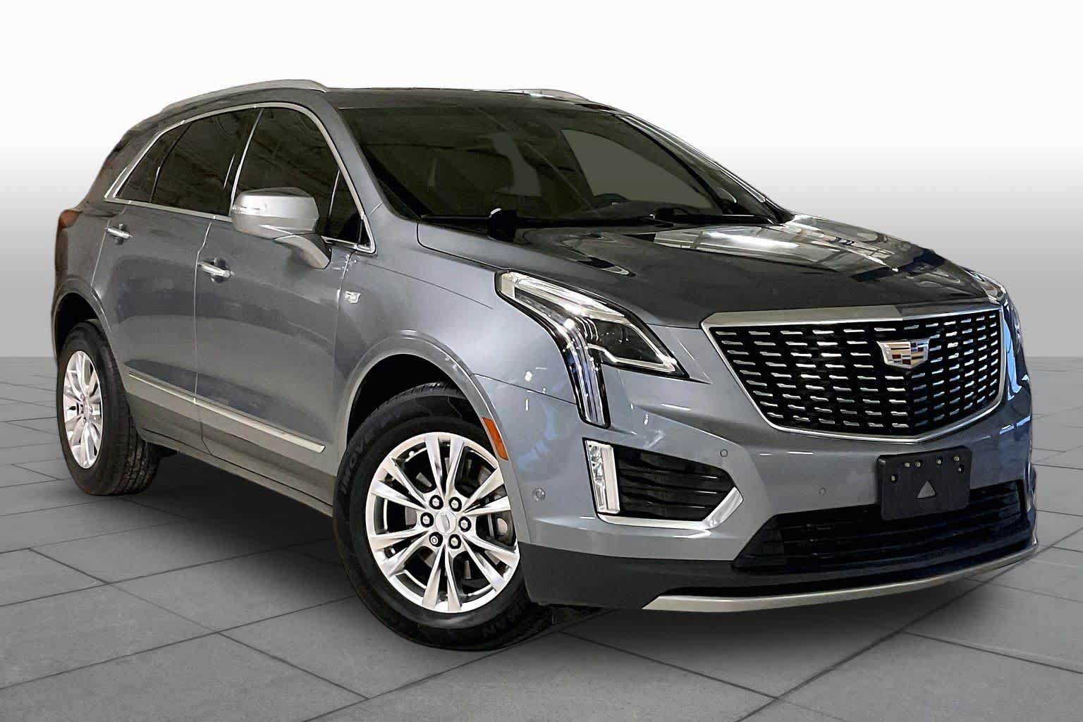 Used 2020 Cadillac XT5 Premium Luxury FWD image 2