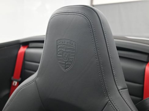 Certified 2025 Porsche 911 Carrera RWD image 15