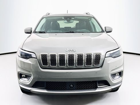 Used 2021 Jeep Cherokee Limited image 2