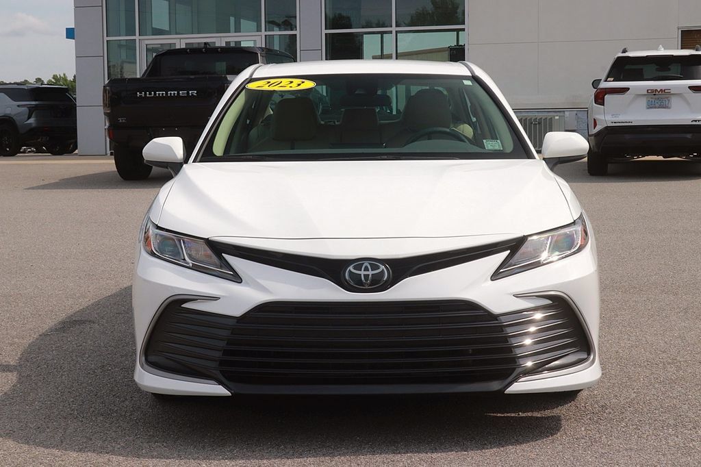 Used 2023 Toyota Camry LE FWD image 2