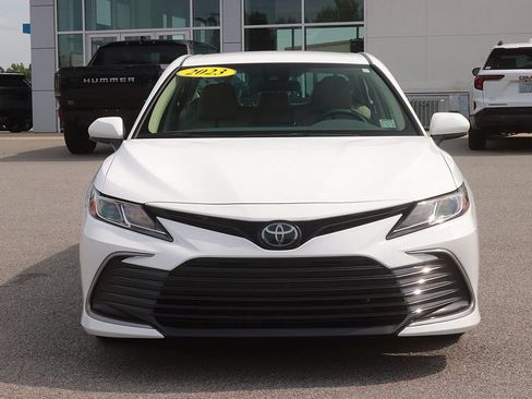 Used 2023 Toyota Camry LE FWD image 2