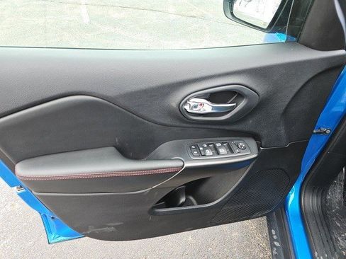 Used 2020 Jeep Cherokee Trailhawk w/ Comfort/Convenience Group image 21