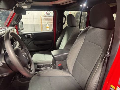 Used 2024 Jeep Wrangler Sport S AWD/4WD image 9