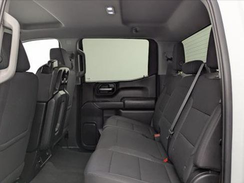 Used 2022 Chevrolet Silverado 1500 Custom RWD image 17