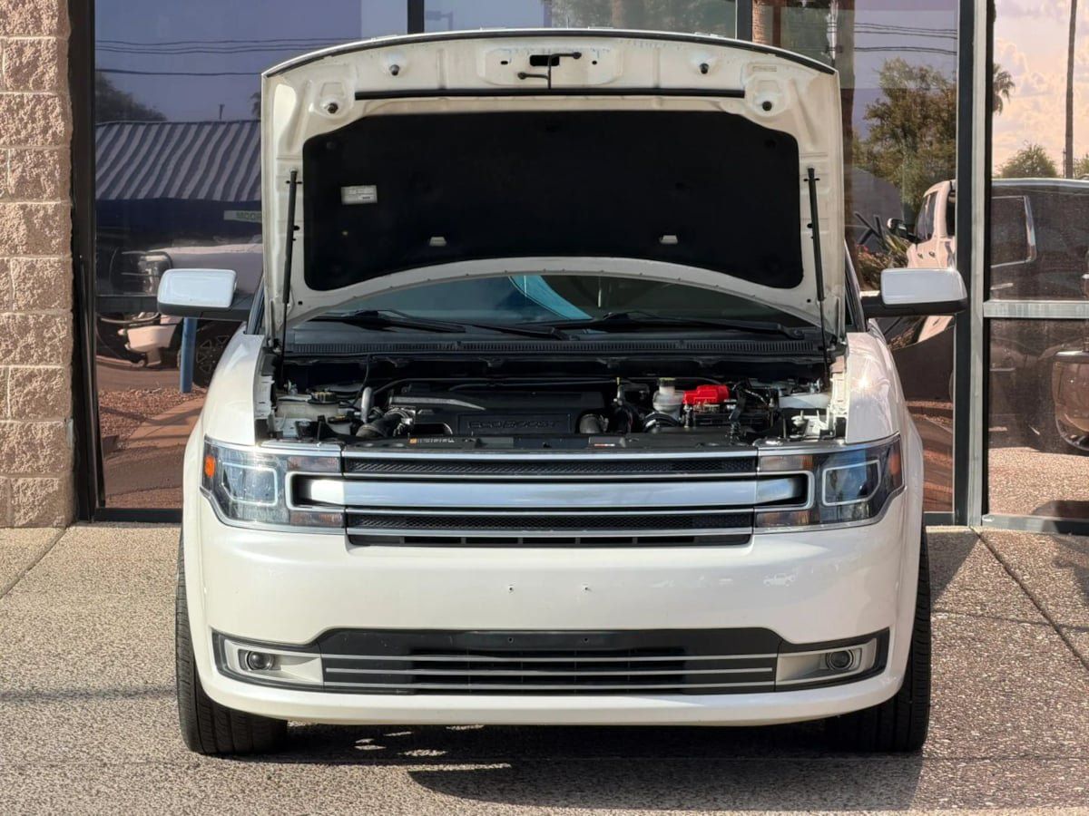 Used 2018 Ford Flex Limited w/ Equipment Group 303A AWD/4WD image 24